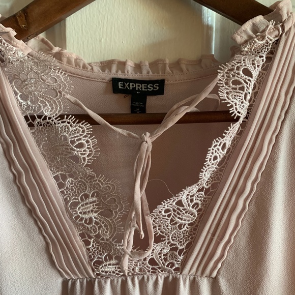 Express Top - Picture 2 of 4